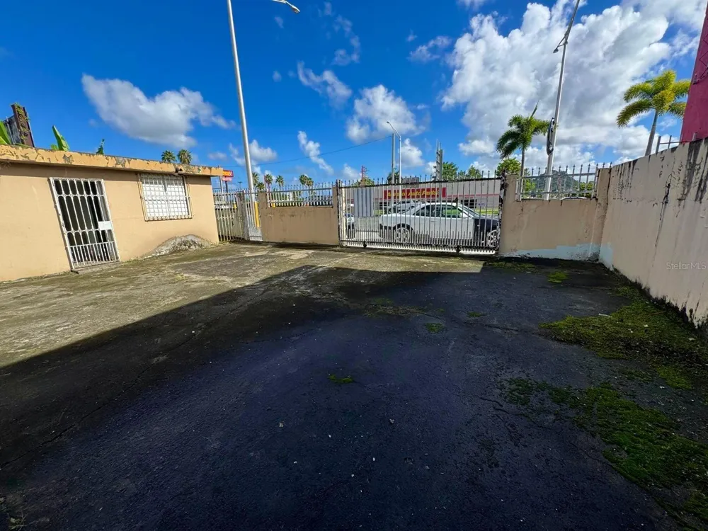 64 SIERRA BAYAMON Bayamón, PR 00961