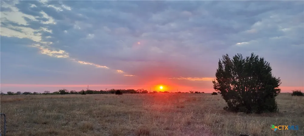 4453 County Road 619 Hamilton, TX 76531