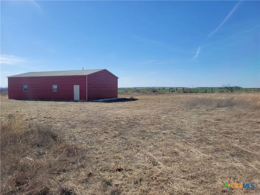4453 County Road 619 Hamilton, TX 76531