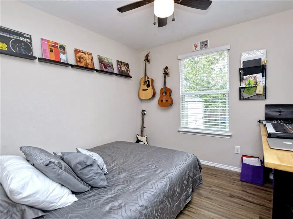 504 W 2nd Street Elgin, TX 78621
