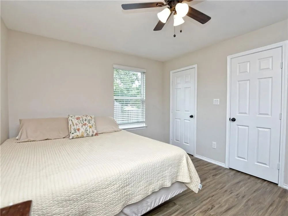 504 W 2nd Street Elgin, TX 78621