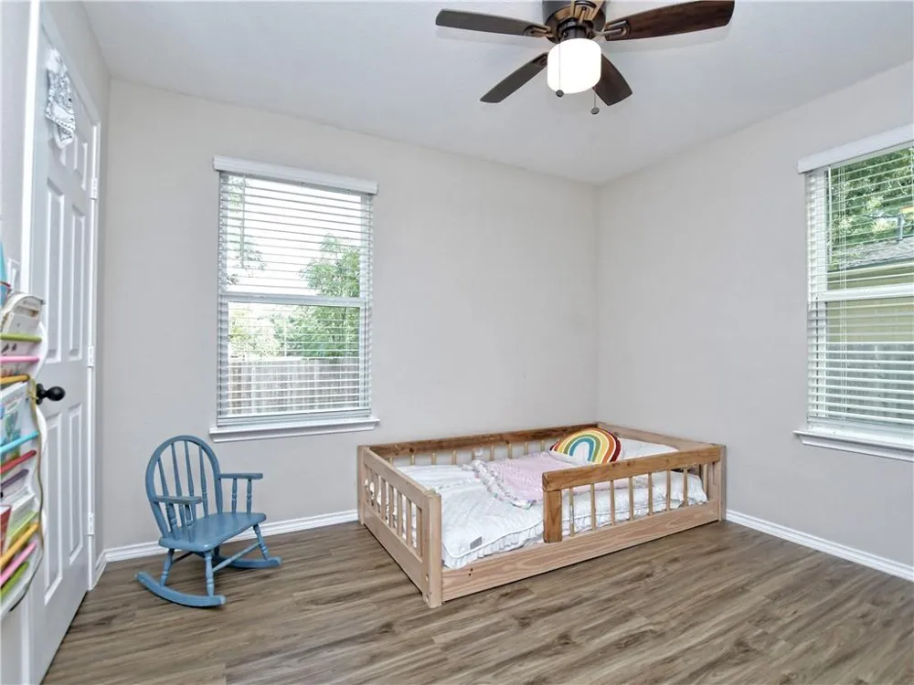 504 W 2nd Street Elgin, TX 78621