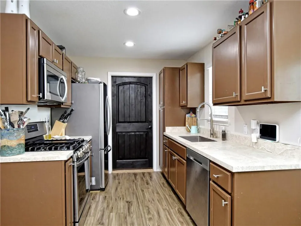 504 W 2nd Street Elgin, TX 78621
