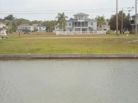 3415 TRIGGERFISH DRIVE