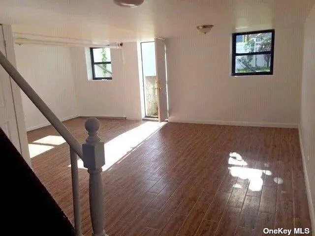 68-12 60th Road Maspeth, NY 11378