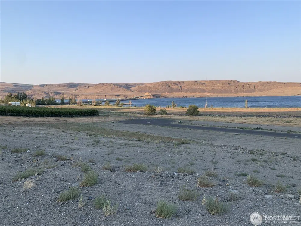 70 King Salmon Court Vantage, WA 98950