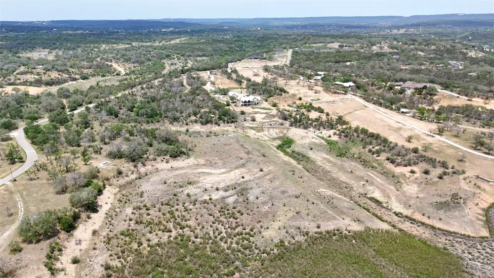 29 CHIMNEY COVE DRIVE Marble Falls, TX 78654