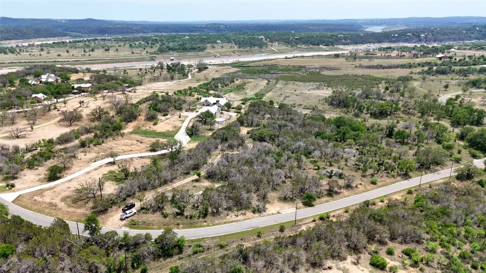 29 CHIMNEY COVE DRIVE Marble Falls, TX 78654