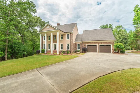 3287 Surrey Road