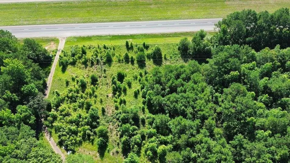 21655 Us Highway 59 Queen City, TX 75572