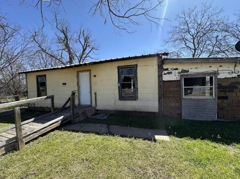 409 W 4th Street