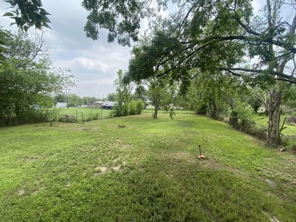 409 W 4th Street Coleman, TX 76834