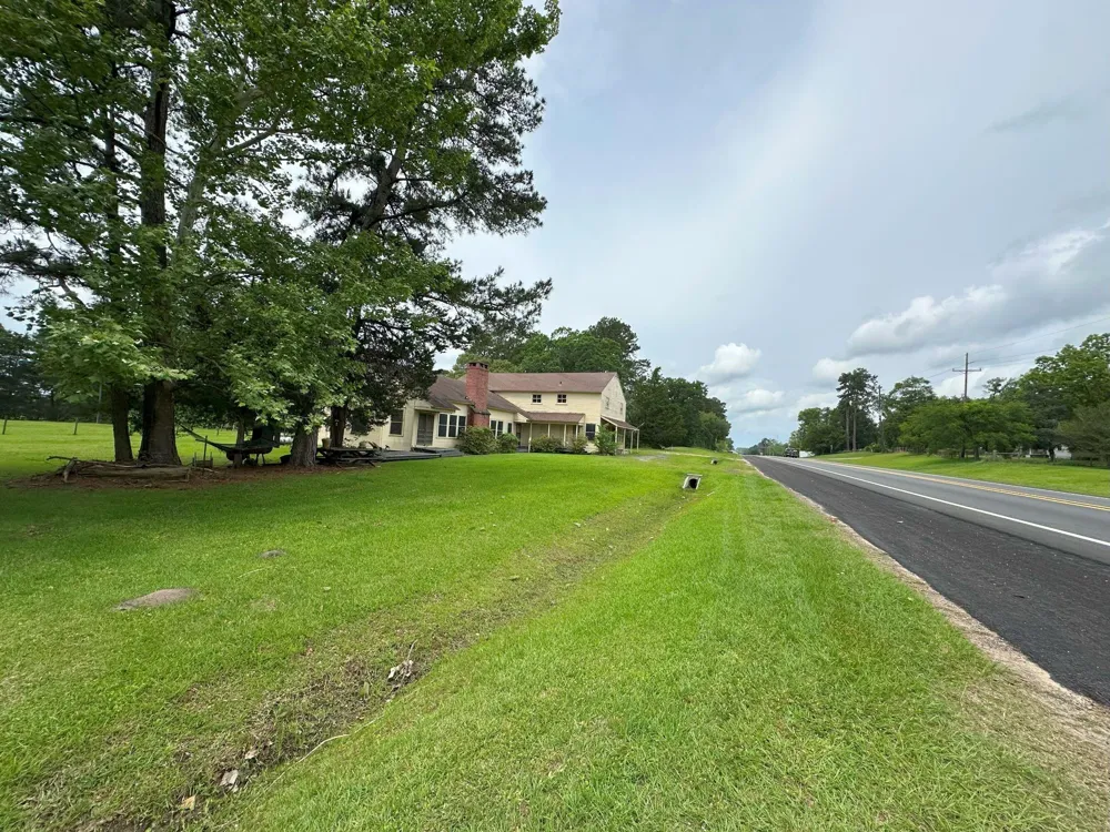 5782 E Us Highway 287 Woodlake, TX 75865