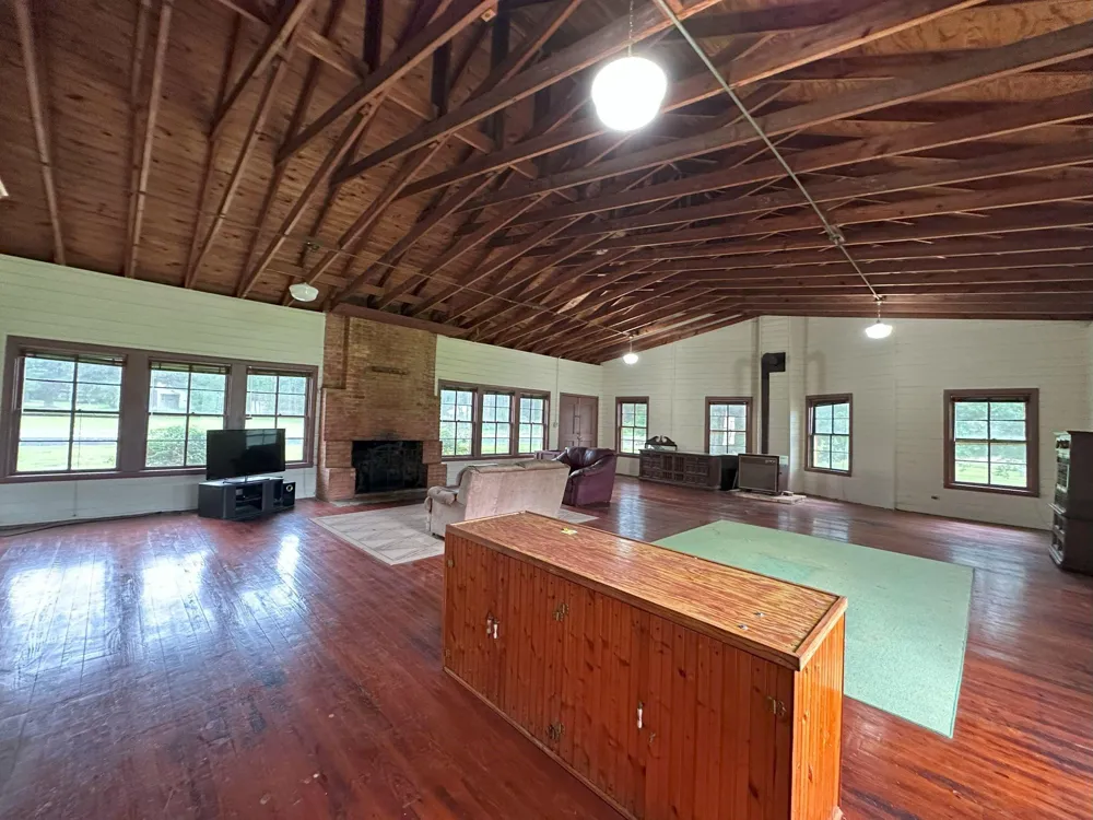 5782 E Us Highway 287 Woodlake, TX 75865