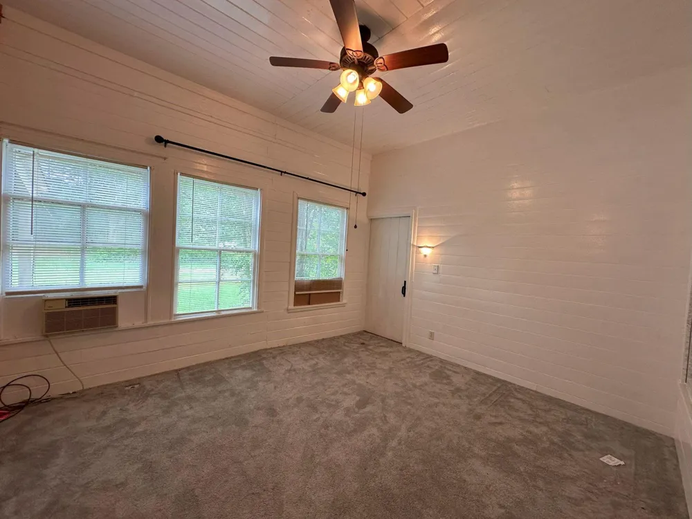 5782 E Us Highway 287 Woodlake, TX 75865