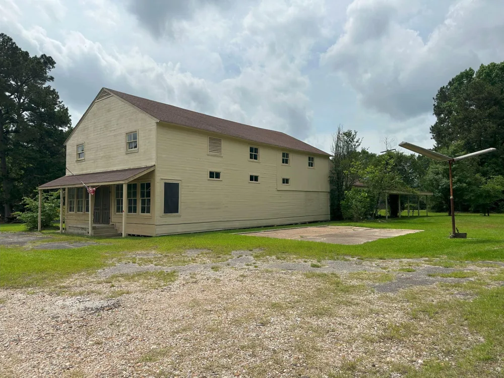 5782 E Us Highway 287 Woodlake, TX 75865