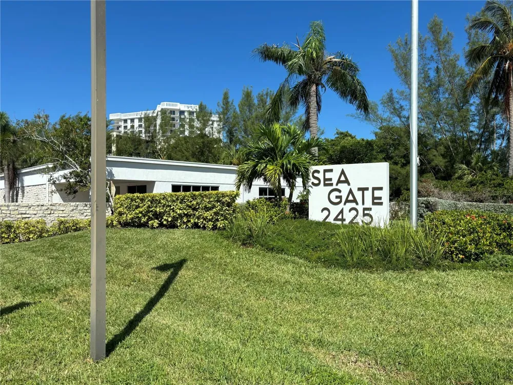 2425 GULF OF MEXICO DRIVE #7F Longboat Key, FL 34228