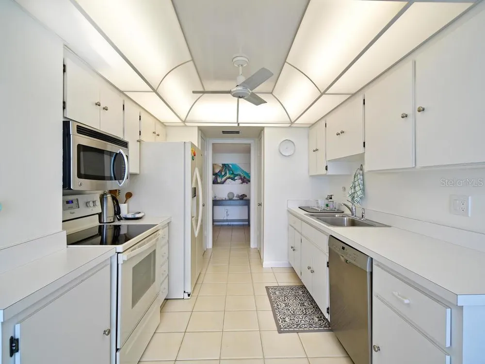 2425 GULF OF MEXICO DRIVE #7F Longboat Key, FL 34228