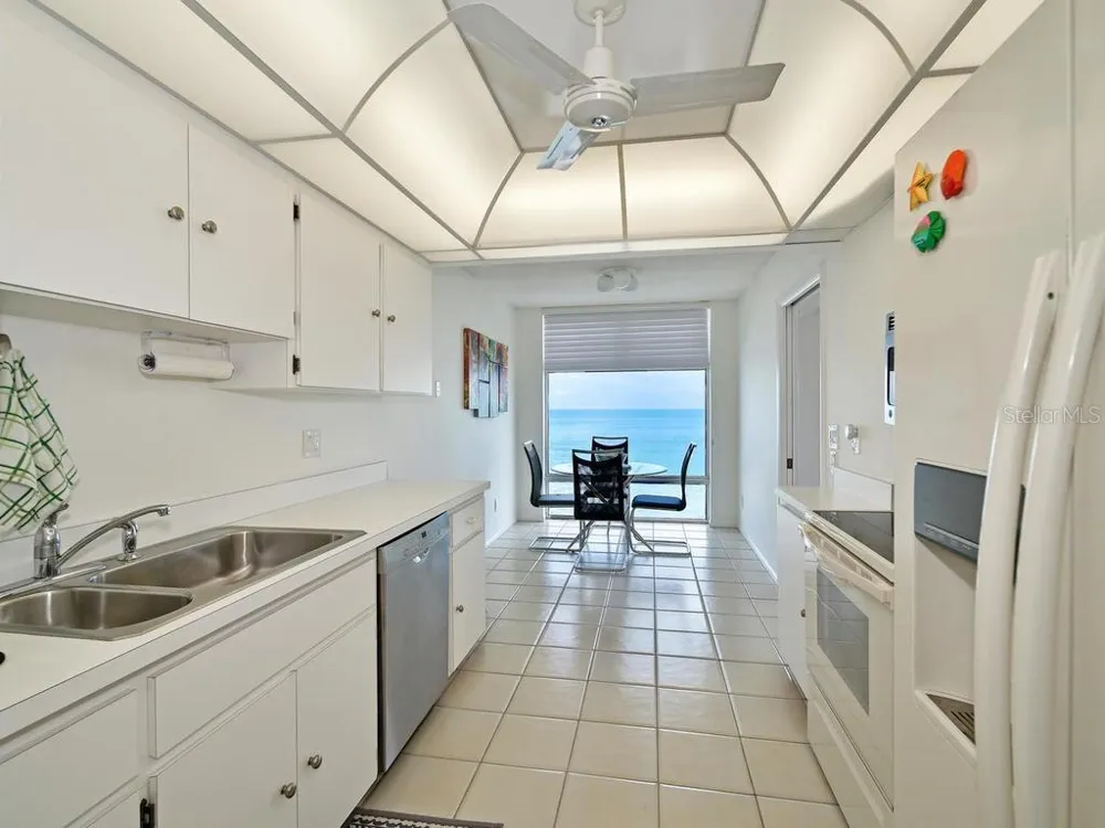 2425 GULF OF MEXICO DRIVE #7F Longboat Key, FL 34228