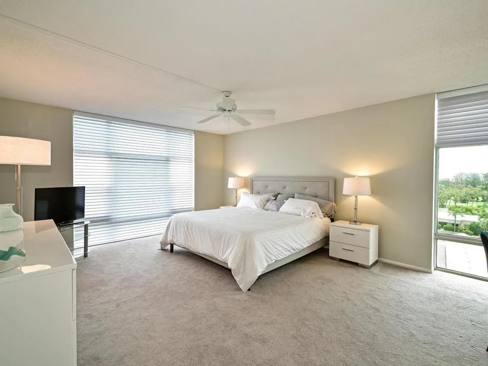 2425 GULF OF MEXICO DRIVE #7F Longboat Key, FL 34228