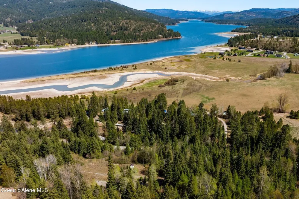 247 Living Waters Way Priest River, ID 83856