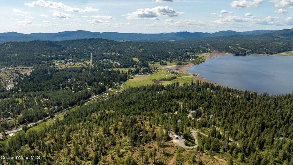 NKA W JULIA DRIVE Hauser, ID 83854