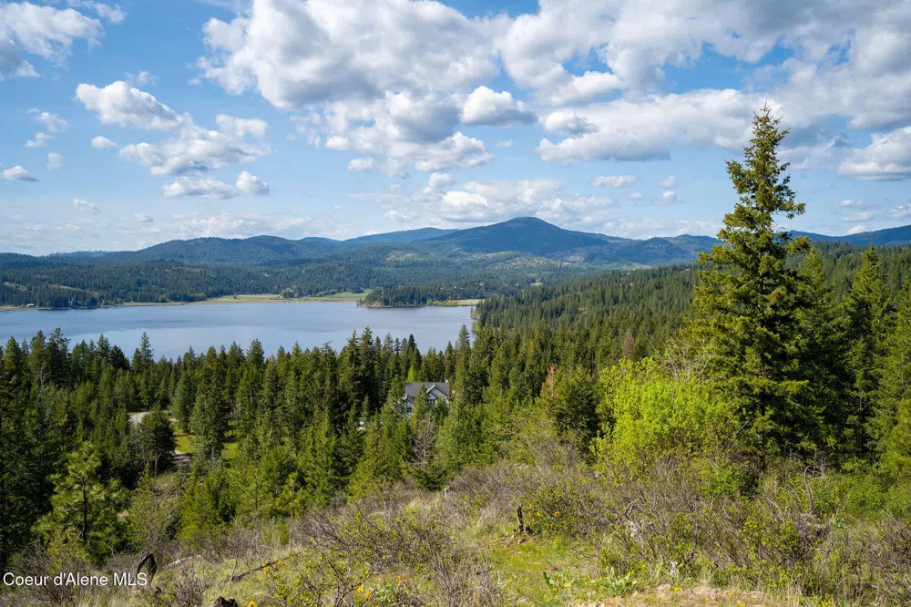NKA W JULIA DRIVE Hauser, ID 83854