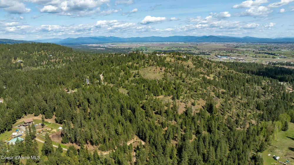 NKA W JULIA DRIVE Hauser, ID 83854