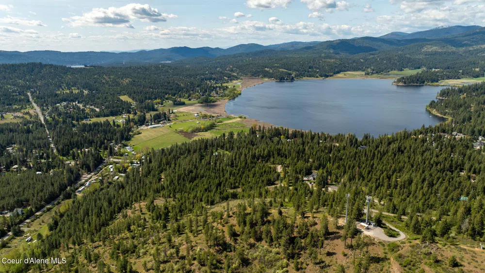 NKA W JULIA DRIVE Hauser, ID 83854