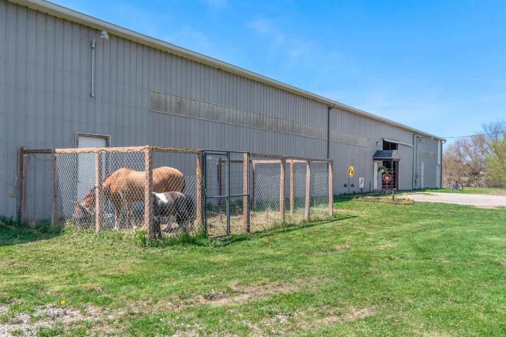 10880 S Francis Road DeWitt, MI 48820
