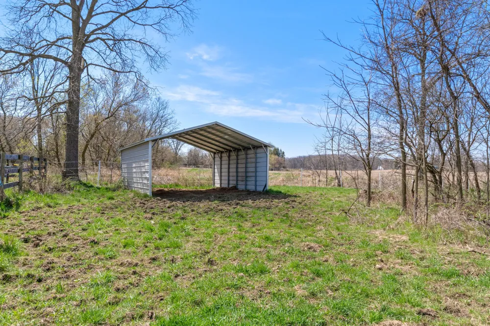 10880 S Francis Road DeWitt, MI 48820