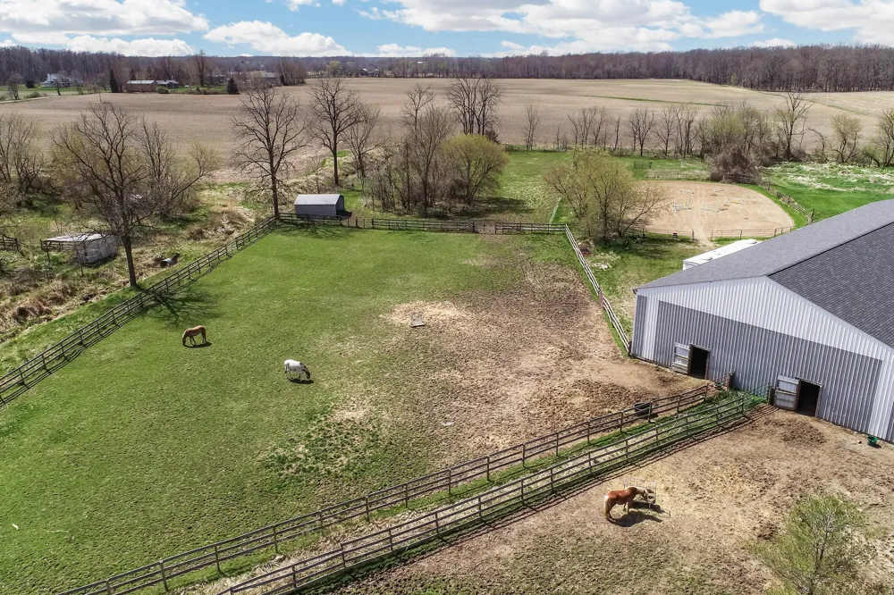 10880 S Francis Road DeWitt, MI 48820