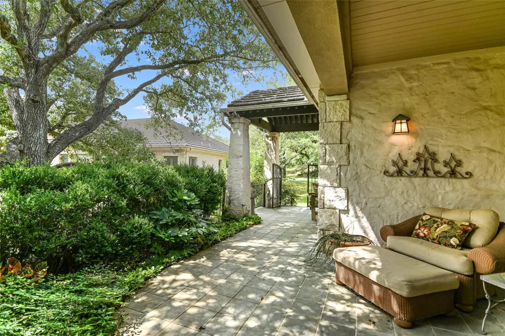 2305 Barton Creek Boulevard #28 Austin, TX 78735