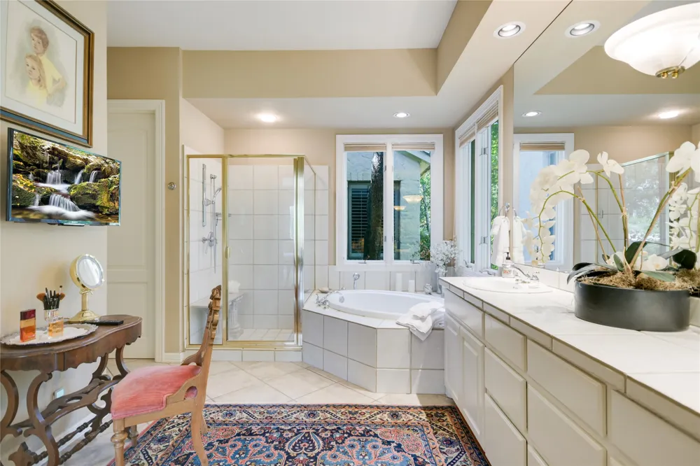 2305 Barton Creek Boulevard #28 Austin, TX 78735