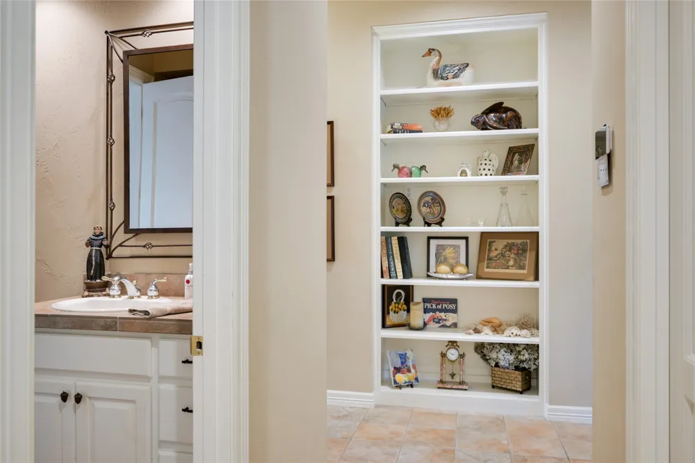 2305 Barton Creek Boulevard #28 Austin, TX 78735