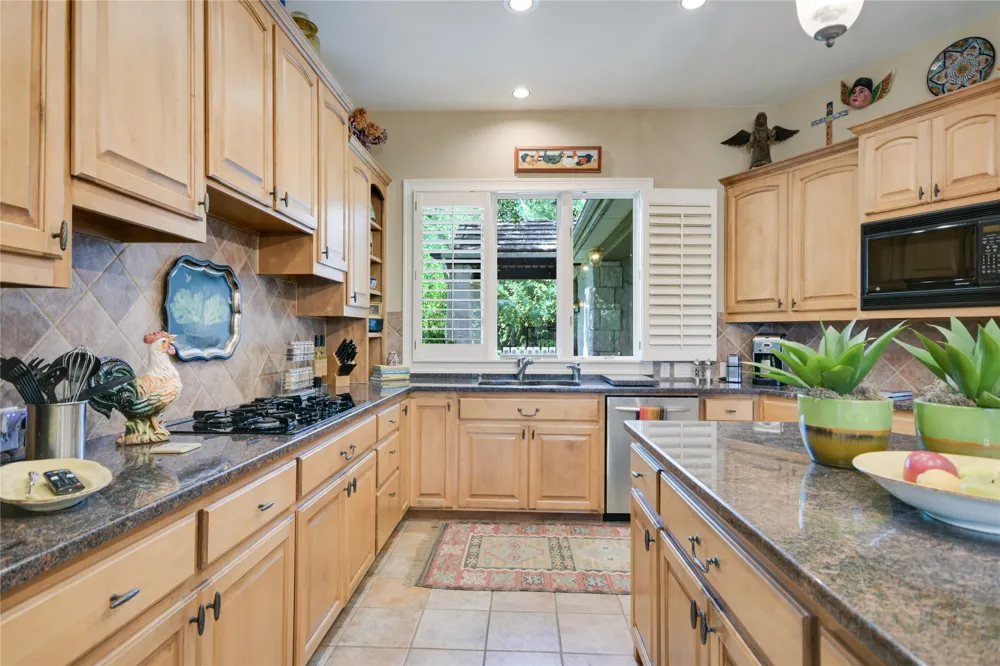 2305 Barton Creek Boulevard #28 Austin, TX 78735