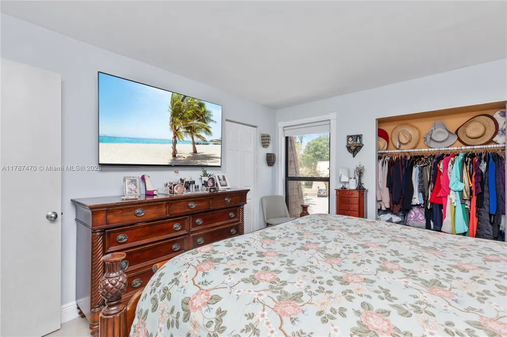 8956 Palm Tree Ln #8956 Pembroke Pines, FL 33024