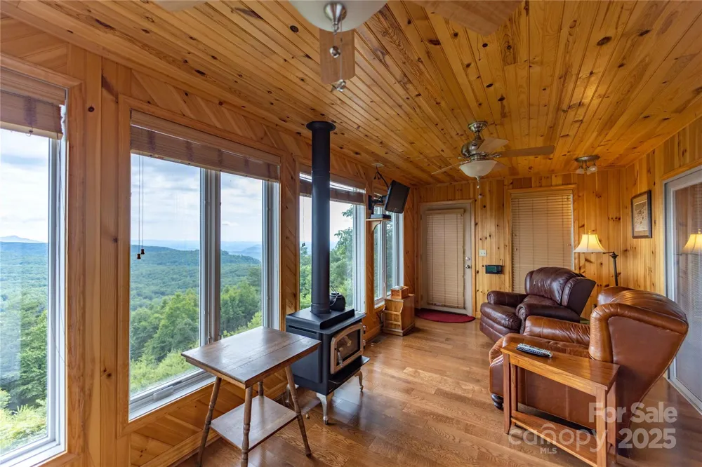 1053 Rich Hill Mountain Road Glade Valley, NC 28627
