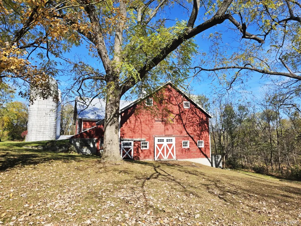 274 Fingar Road Hudson, NY 12534