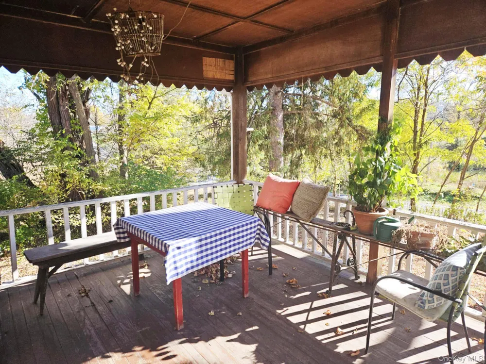 274 Fingar Road Hudson, NY 12534