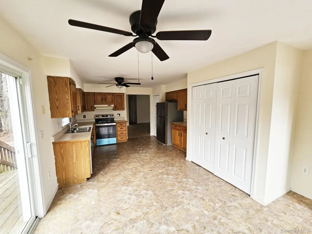 274 Fingar Road Hudson, NY 12534