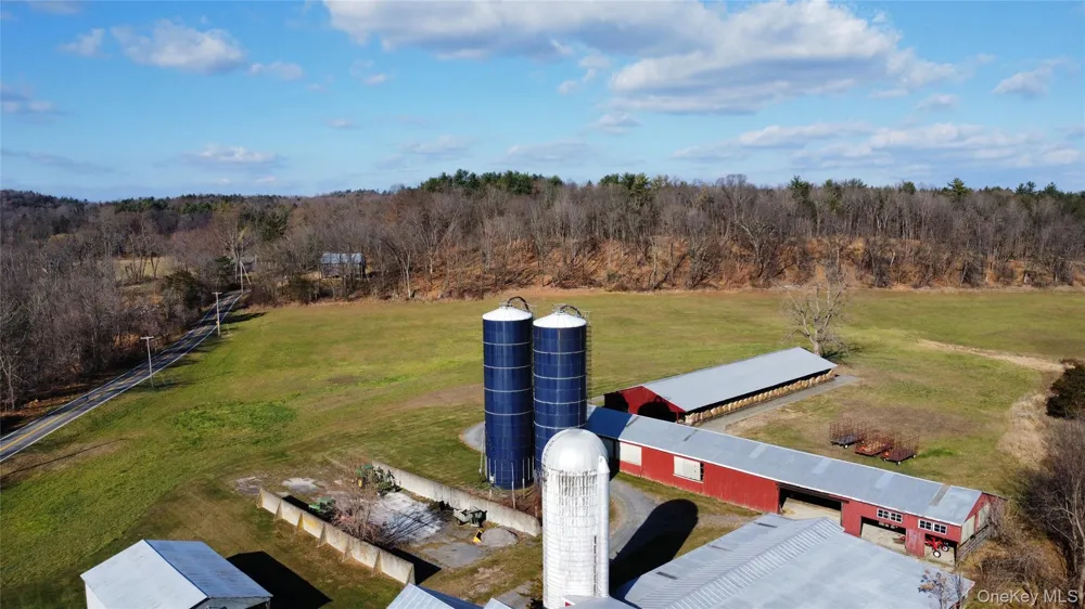 274 Fingar Road Hudson, NY 12534