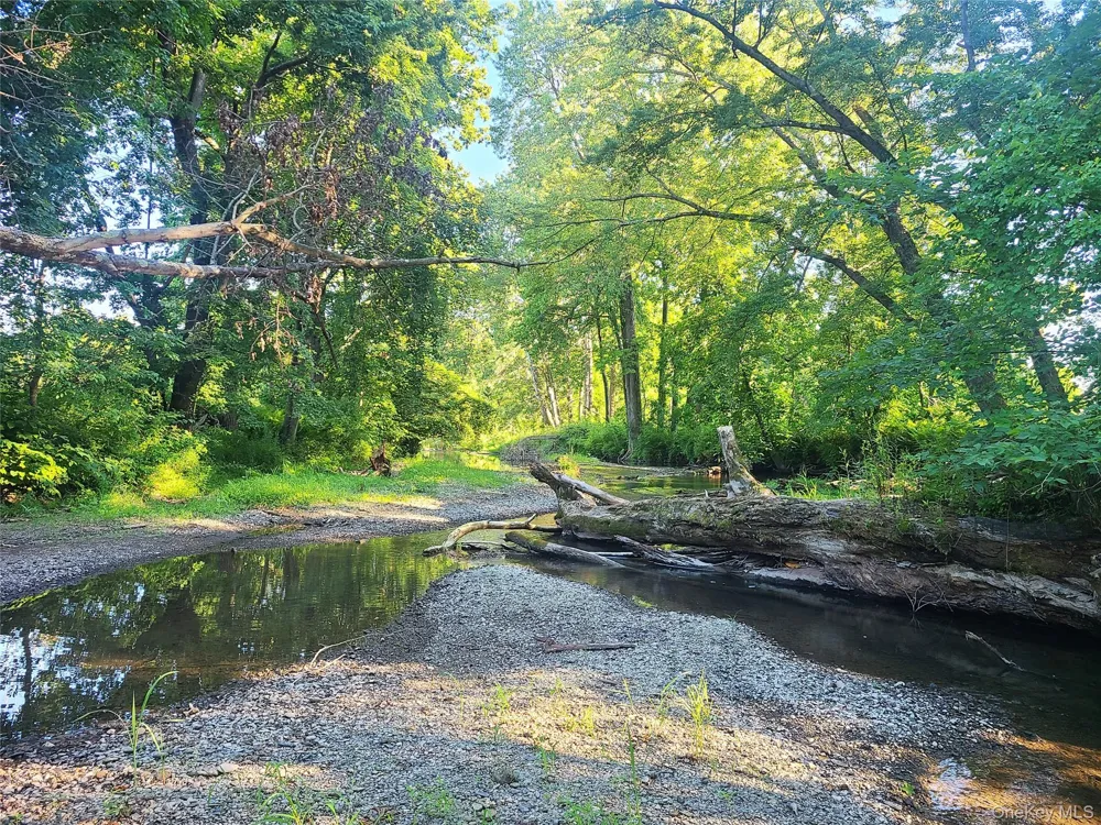 274 Fingar Road Hudson, NY 12534