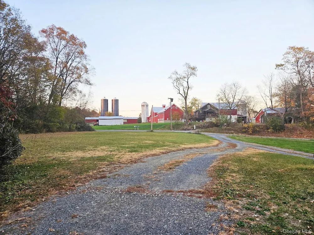 274 Fingar Road Hudson, NY 12534