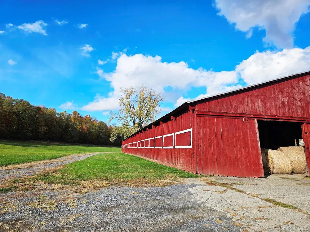 274 Fingar Road Hudson, NY 12534