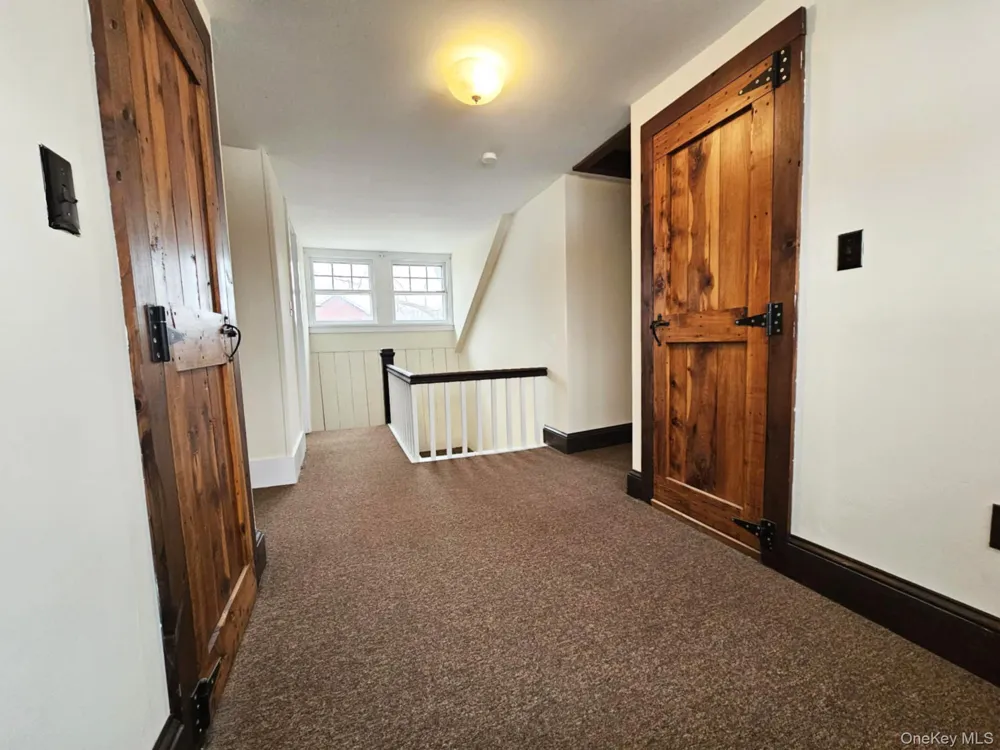 274 Fingar Road Hudson, NY 12534