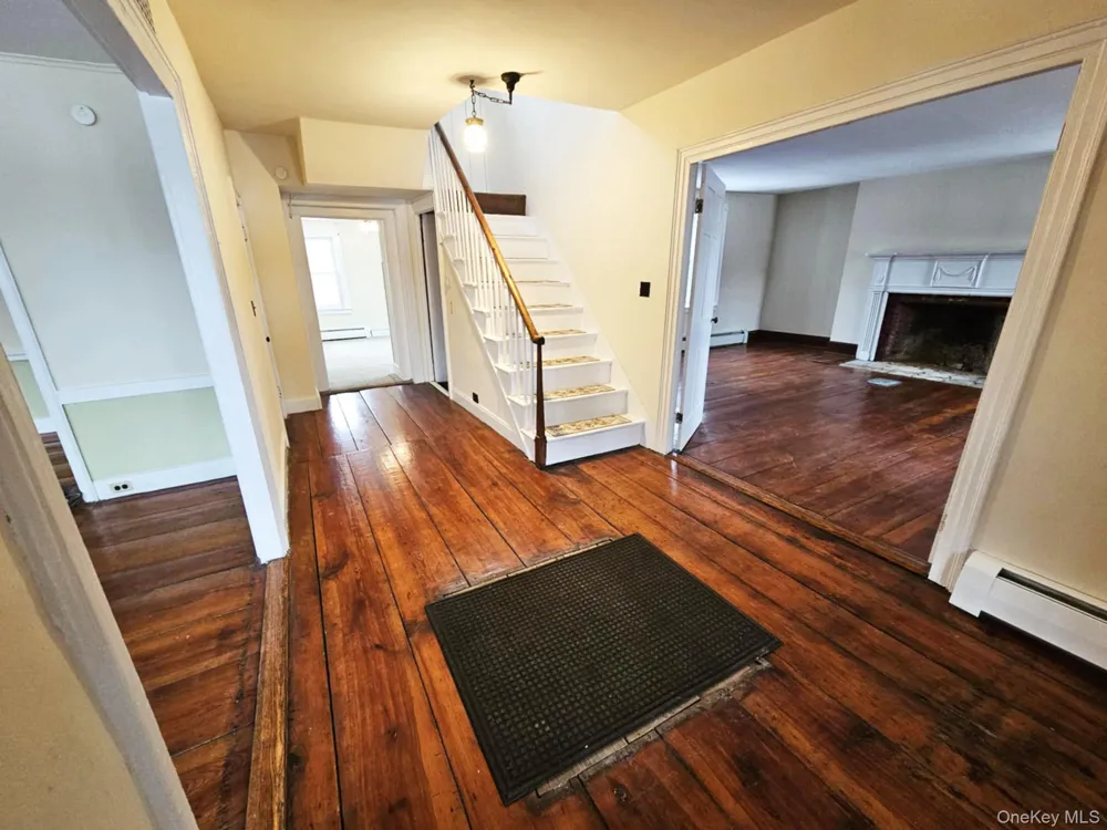 274 Fingar Road Hudson, NY 12534