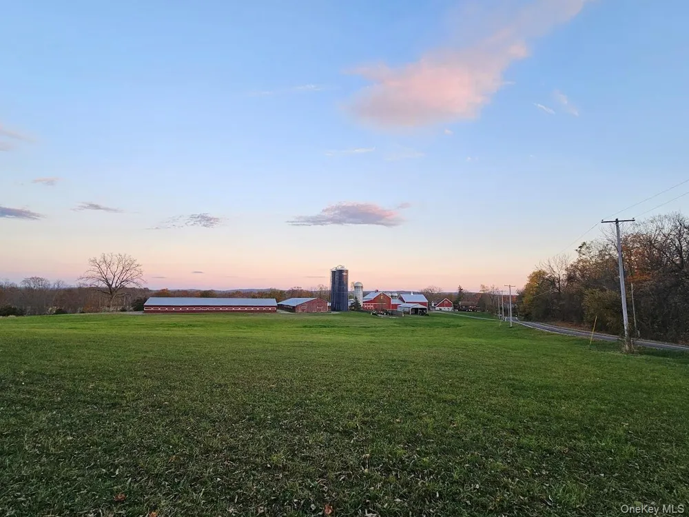 274 Fingar Road Hudson, NY 12534