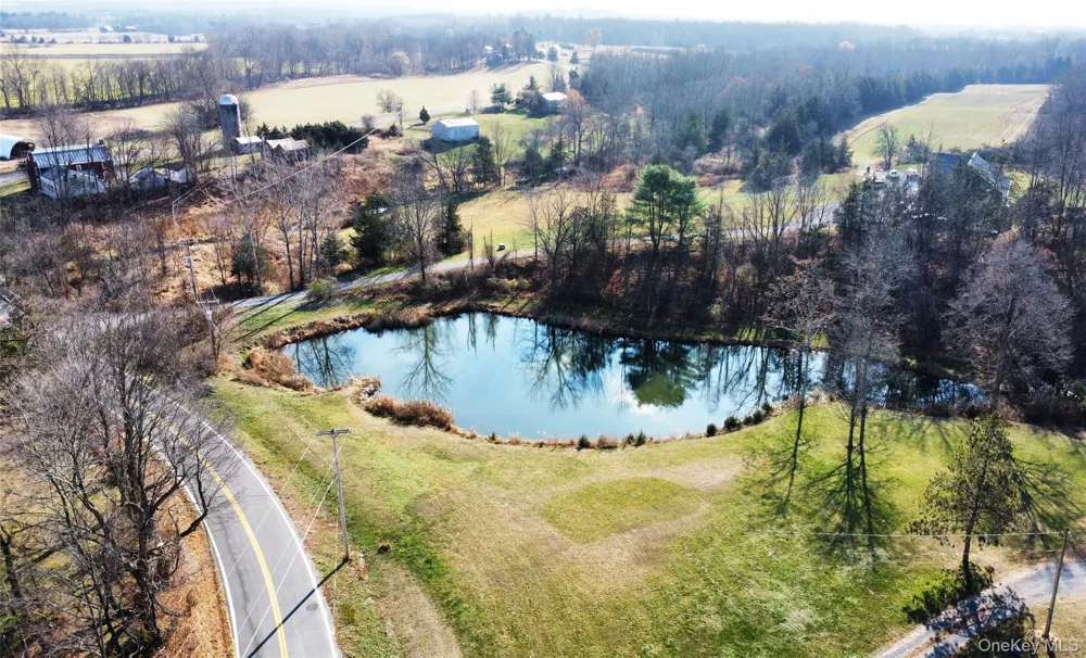 274 Fingar Road Hudson, NY 12534