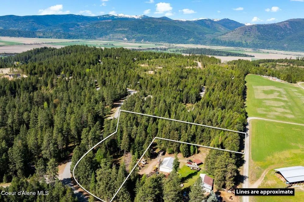 165 Chokecherry Bonners Ferry, ID 83805